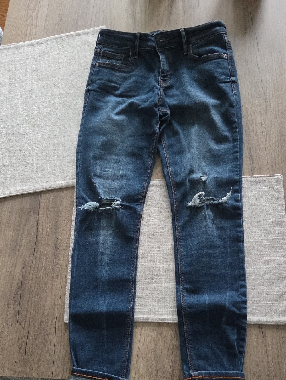 Old Navy Rockstar Super Skinny Blue Jeans